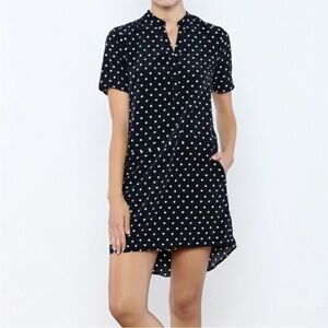 Cupcakes and Cashmere V-Neck Short Sleeve Square Dot Shirt Dress